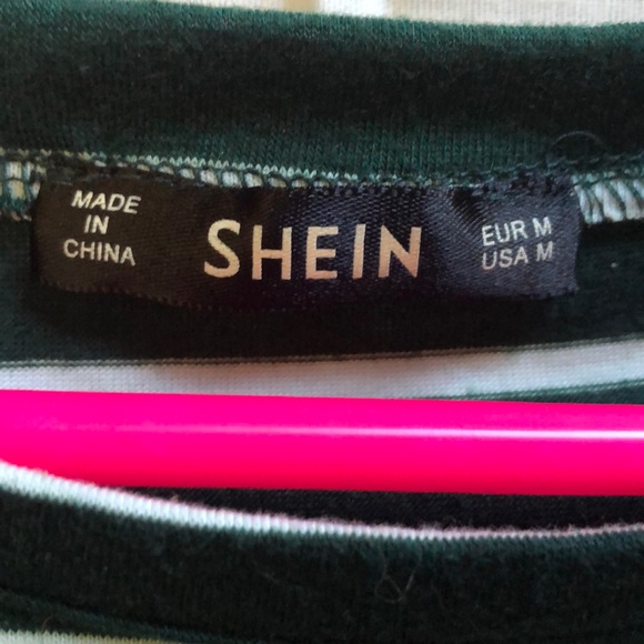 Shein Front Tie Crop Top - Picture 3 of 6